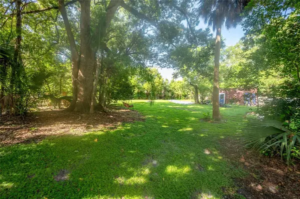 VALENCIA ST, Sanford, FL 32771