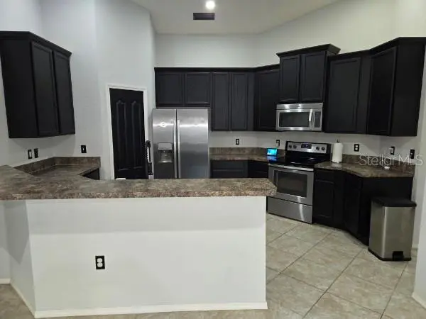 2235 LAKERIDGE DR, Winter Haven, FL 33881
