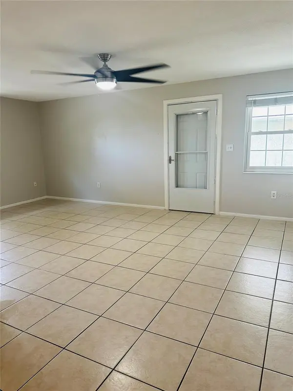 525 CONWAY RD #108, Orlando, FL 32807