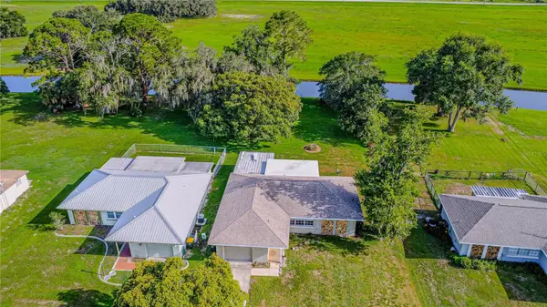 7208 HONEYSUCKLE DR, Sebring, FL 33876