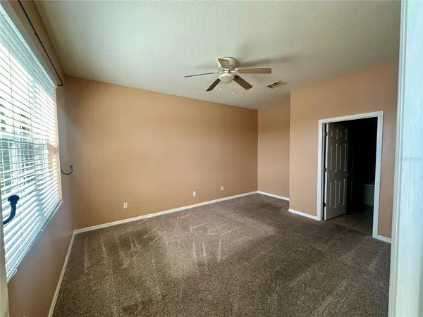 6112 CHAPLEDALE DR, Orlando, FL 32829
