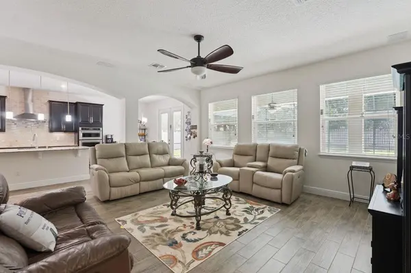 3169 PINENUT DR, Apopka, FL 32712