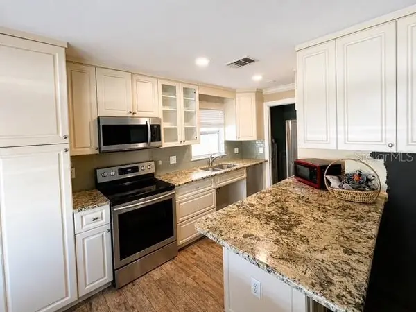 3756 EDISON AVE, Fort Myers, FL 33916