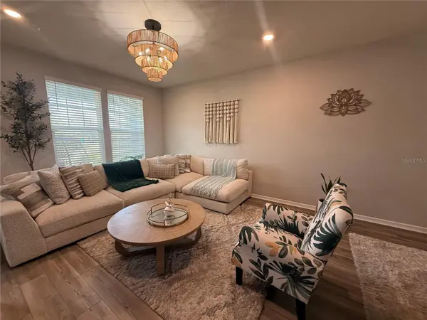 14271 LANIKAI BEACH DR, Orlando, FL 32827