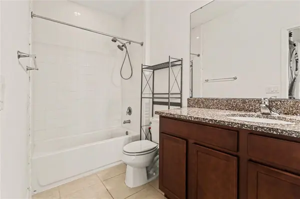 8274 R NEMOURS Pkwy, Orlando, FL 32827
