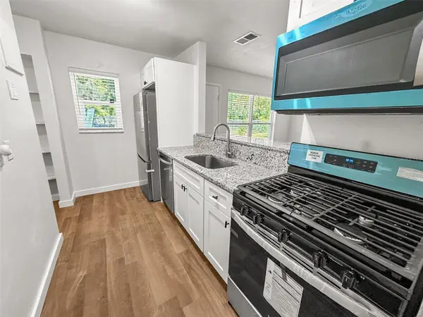 2532 NE 13TH AVE, Gainesville, FL 32641