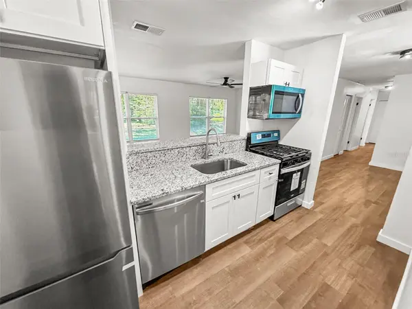 2532 NE 13TH AVE, Gainesville, FL 32641