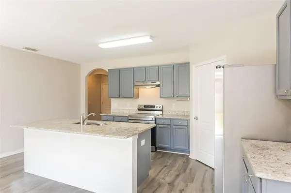 2301 SEQUOIA WAY, Davenport, FL 33896