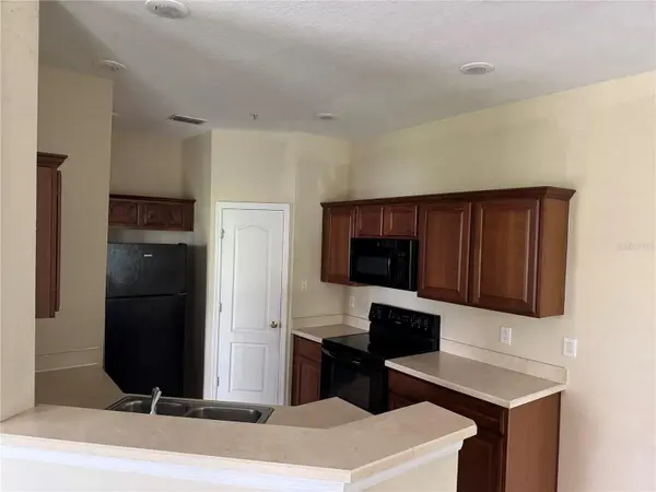 2020 SAN JACINTO CIR #200, Sanford, FL 32771