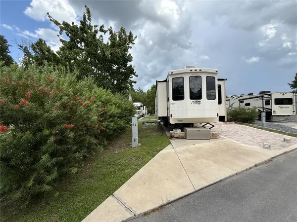 2856 NE 104TH AVE, Silver Springs, FL 34488