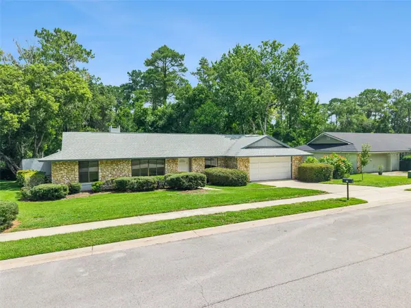 211 HICKORY DR, Longwood, FL 32779