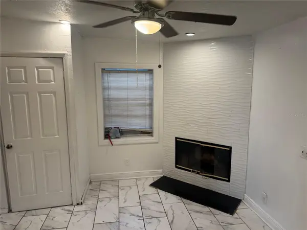 1243 AMAROS AVE, Orlando, FL 32811