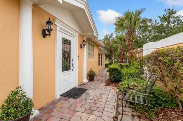 11740 ASTILBE DR, Orlando, FL 32827