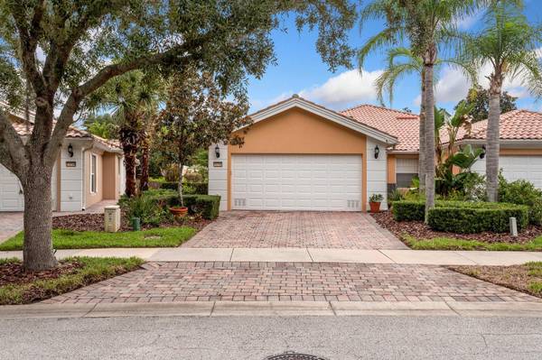 11740 ASTILBE DR, Orlando, FL 32827