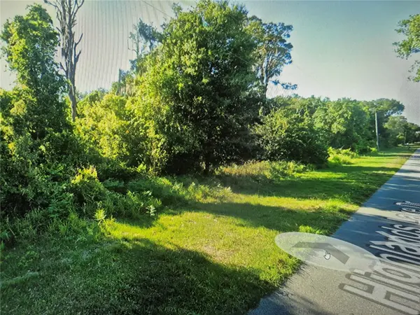 242 HIGHLANDS LAKE DR, Lake Placid, FL 33852