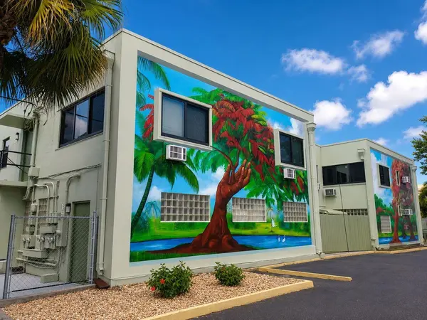 117 N 5TH ST, Fort Pierce, FL 34950
