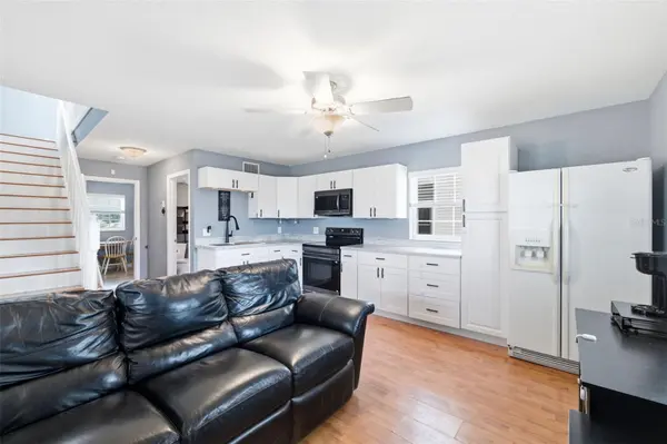 220 ST GEORGE DR, Davenport, FL 33837