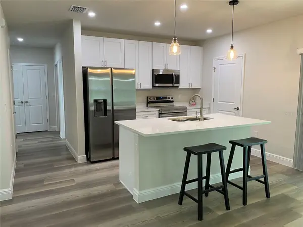 12 LOCUST RUN DR, Ocala, FL 34472