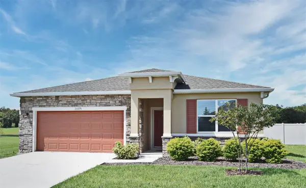 33291 REMBRANDT LN, Sorrento, FL 32776