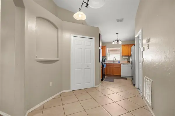 11130 PINEWOOD COVE LN, Orlando, FL 32817
