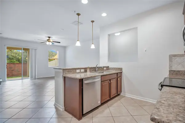 196 WINDFLOWER WAY, Oviedo, FL 32765