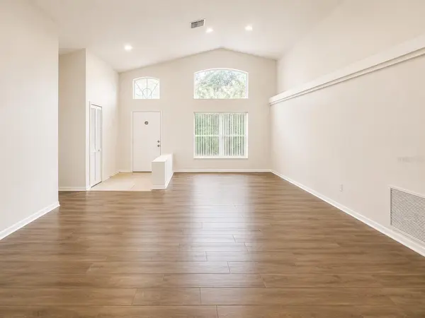 1004 BECKSTROM DR, Oviedo, FL 32765