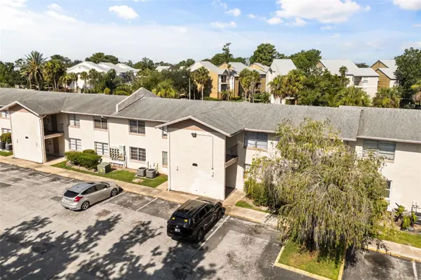 1910 HONOUR RD #4, Orlando, FL 32839