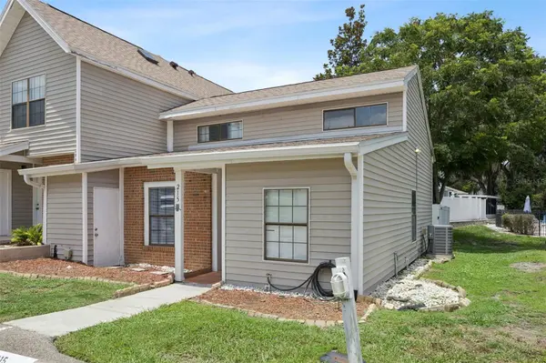 215 ARBOR CIR, Sanford, FL 32773