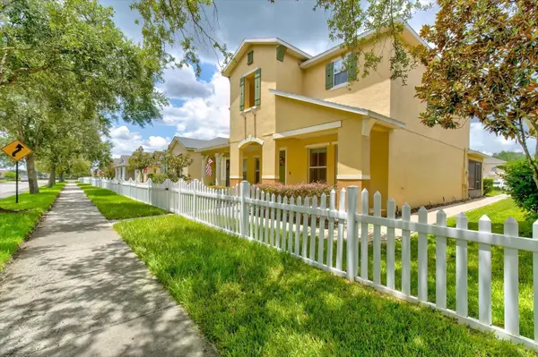 2463 LACERTA DR, Orlando, FL 32828