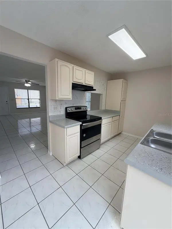 1625 LONG RIDGE CT #271, Orlando, FL 32807