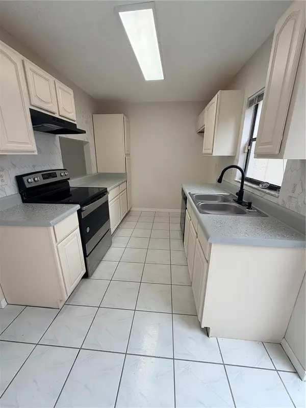 1625 LONG RIDGE CT #271, Orlando, FL 32807