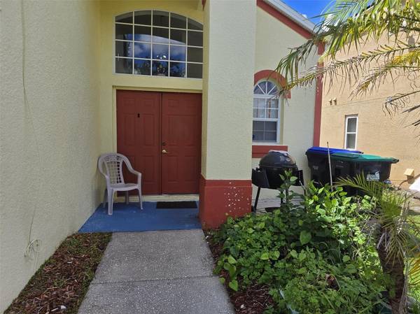 2261 BLUE SAPPHIRE CIR, Orlando, FL 32837