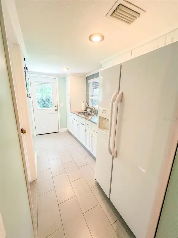 33 N HAMPTON AVE, Orlando, FL 32803