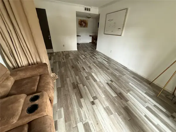 305 WYMORE RD #100, Altamonte Springs, FL 32714