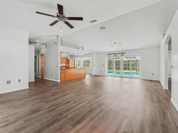 6736 NELLS WAY, Lakeland, FL 33813