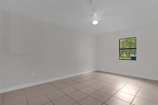 1349 E WISCONSIN AVE, Deland, FL 32724