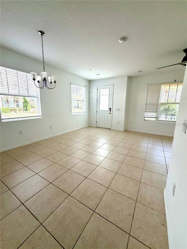 9987 RANDAL WALK ST, Orlando, FL 32832