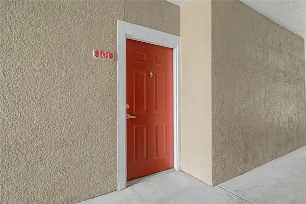 8225 CLAIRE ANN DR #101, Orlando, FL 32825