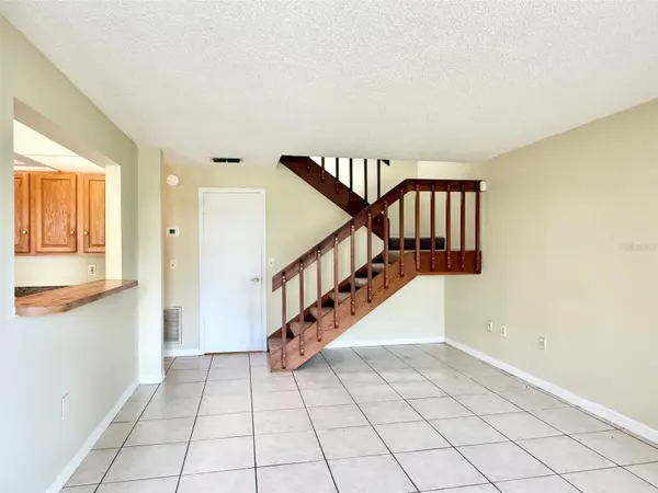 4562 PHEASANT RUN DR #9B, Orlando, FL 32808