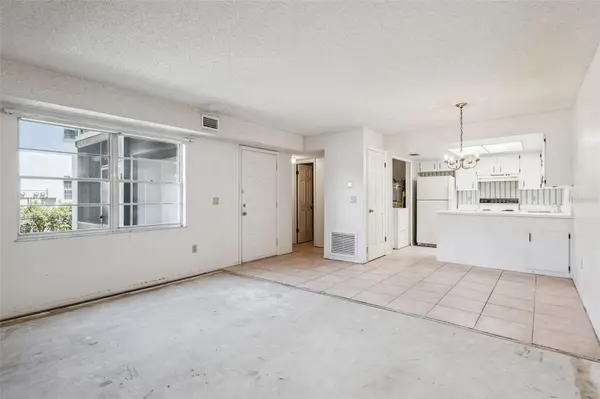 93 WINDTREE LN #102, Winter Garden, FL 34787