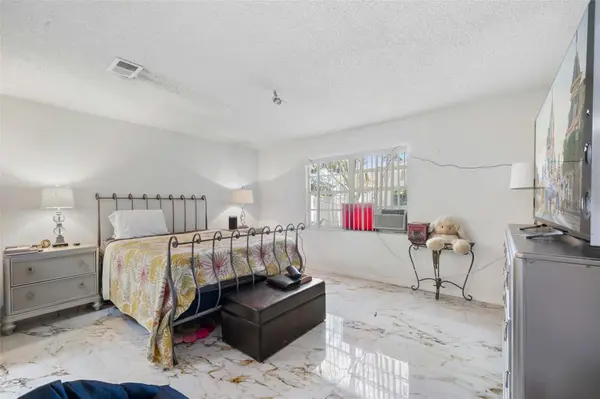 7410 ORANGE CREST CIR, Lakeland, FL 33810