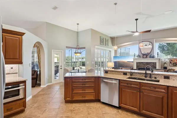 3739 WINDING LAKE CIR, Orlando, FL 32835