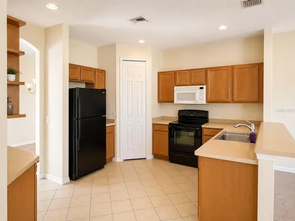 1460 EQUINOX CIR, Sanford, FL 32771
