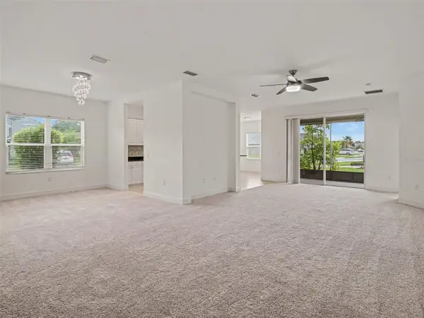 7521 RIDGELAKE CIR, Bradenton, FL 34203