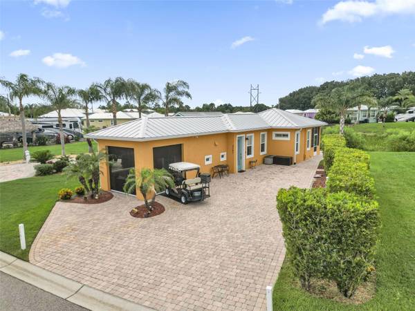 3261 FISH HAWK DR, Polk City, FL 33868