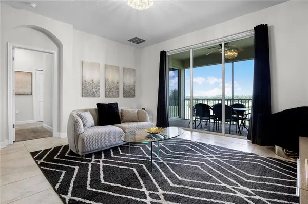 543 OCEAN COURSE AVE, Davenport, FL 33896
