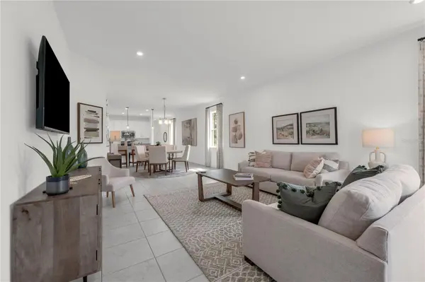 936 CASTLEFORD AVE NE, Palm Bay, FL 32905