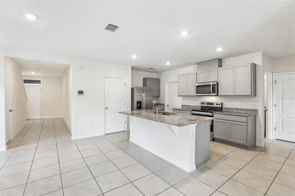 2945 ELIO HAMMOCK DR, Harmony, FL 34773