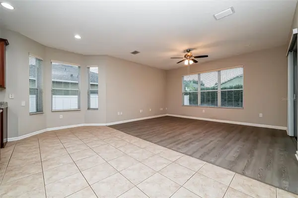 2026 HEARTLAND CIR, Valrico, FL 33594