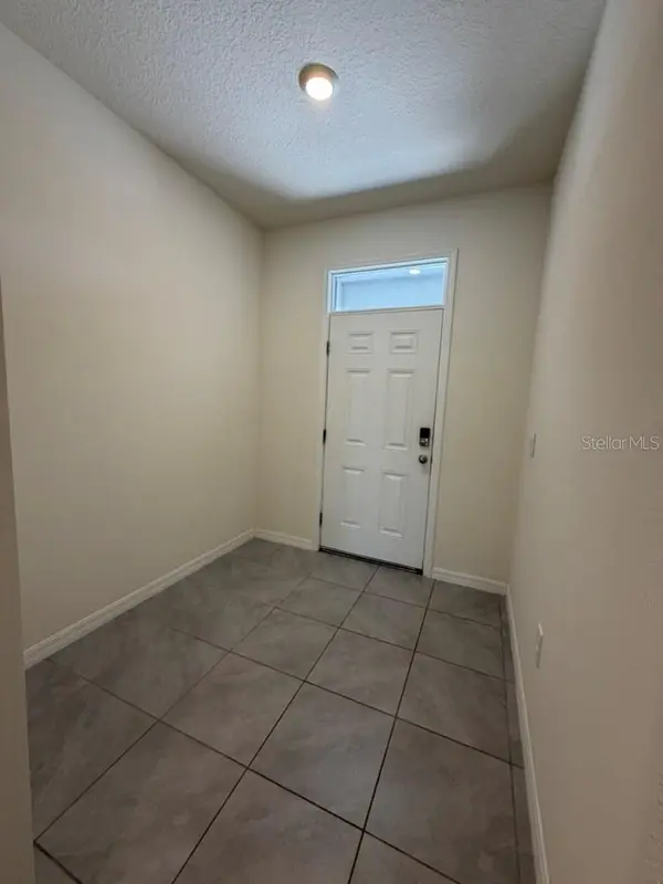 8920 MILESTONE DR, Sarasota, FL 34238
